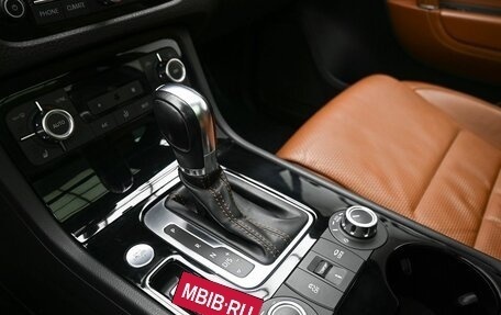 Volkswagen Touareg III, 2013 год, 2 499 900 рублей, 21 фотография