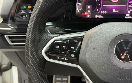 Volkswagen Golf VIII, 2021 год, 2 790 000 рублей, 23 фотография