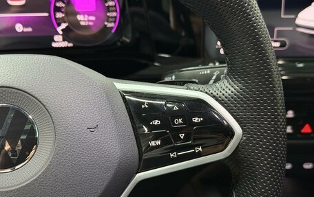 Volkswagen Golf VIII, 2021 год, 2 790 000 рублей, 24 фотография