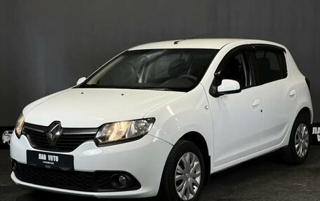 Renault Sandero II рестайлинг, 2018 год, 950 000 рублей, 1 фотография