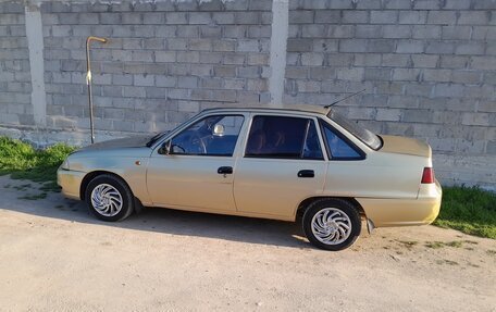 Daewoo Nexia I рестайлинг, 2010 год, 95 000 рублей, 1 фотография