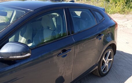 Volvo V40 II рестайлинг, 2017 год, 1 599 000 рублей, 6 фотография