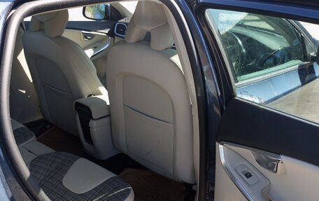 Volvo V40 II рестайлинг, 2017 год, 1 599 000 рублей, 2 фотография