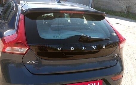 Volvo V40 II рестайлинг, 2017 год, 1 599 000 рублей, 4 фотография