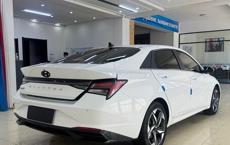 Hyundai Elantra, 2022 год, 1 460 000 рублей, 5 фотография