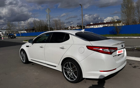 KIA Optima III, 2013 год, 1 390 000 рублей, 2 фотография