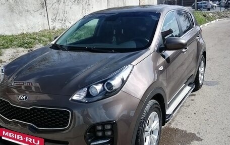 KIA Sportage IV рестайлинг, 2017 год, 1 840 000 рублей, 3 фотография