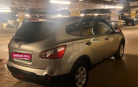 Nissan Qashqai+2 I, 2011 год, 860 000 рублей, 3 фотография