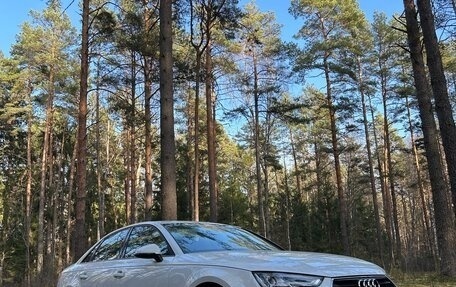 Audi A4, 2019 год, 2 620 000 рублей, 17 фотография