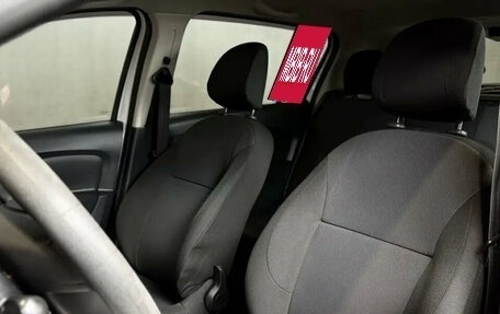 Renault Sandero II рестайлинг, 2018 год, 950 000 рублей, 9 фотография