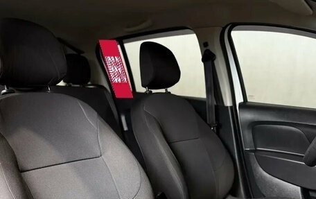 Renault Sandero II рестайлинг, 2018 год, 950 000 рублей, 12 фотография