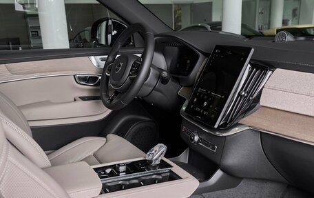 Volvo XC90 II рестайлинг, 2025 год, 10 500 000 рублей, 9 фотография