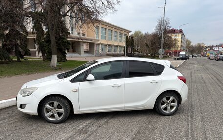 Opel Astra J, 2012 год, 395 000 рублей, 2 фотография