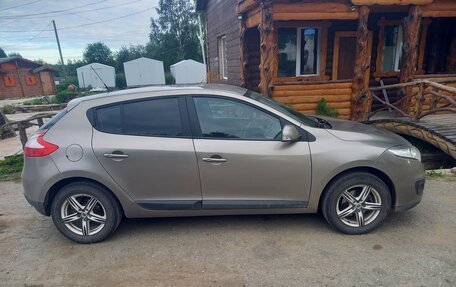 Renault Megane III, 2013 год, 500 000 рублей, 3 фотография