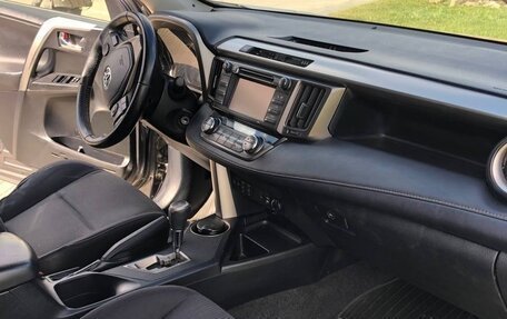 Toyota RAV4, 2013 год, 2 100 000 рублей, 4 фотография