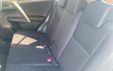 Toyota RAV4, 2015 год, 1 900 000 рублей, 11 фотография