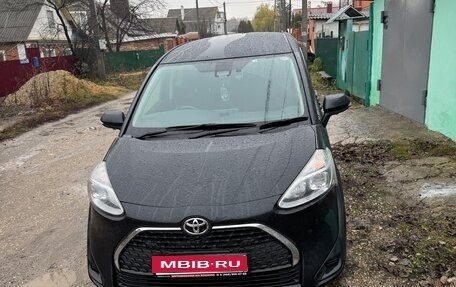 Toyota Sienta II, 2020 год, 1 550 000 рублей, 1 фотография