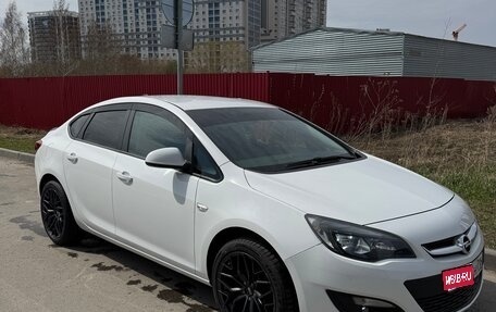 Opel Astra J, 2014 год, 1 200 000 рублей, 1 фотография
