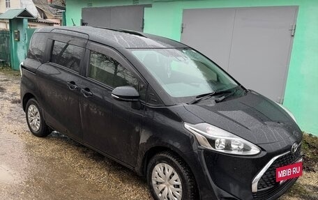 Toyota Sienta II, 2020 год, 1 550 000 рублей, 8 фотография