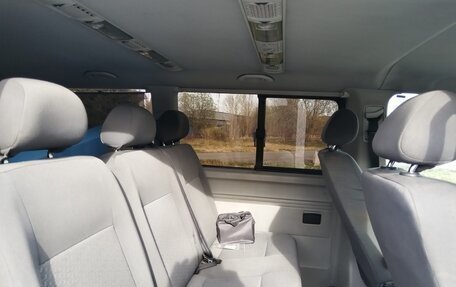 Volkswagen Caravelle T5, 2011 год, 1 600 000 рублей, 8 фотография
