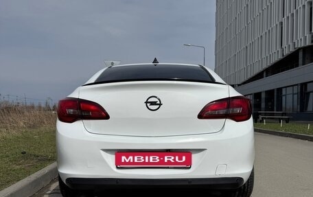 Opel Astra J, 2014 год, 1 200 000 рублей, 4 фотография