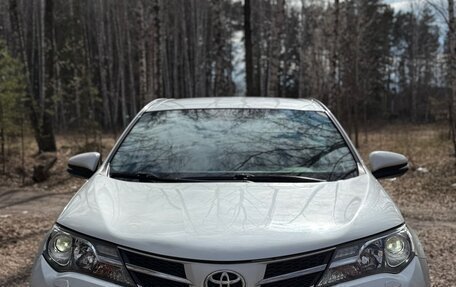 Toyota RAV4, 2012 год, 1 840 000 рублей, 18 фотография