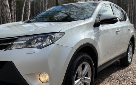 Toyota RAV4, 2012 год, 1 840 000 рублей, 19 фотография
