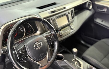 Toyota RAV4, 2012 год, 1 840 000 рублей, 24 фотография