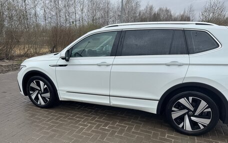 Volkswagen Tiguan II, 2023 год, 3 500 000 рублей, 8 фотография