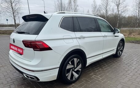 Volkswagen Tiguan II, 2023 год, 3 500 000 рублей, 5 фотография