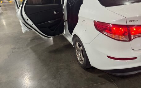 KIA Rio III рестайлинг, 2015 год, 1 200 000 рублей, 13 фотография