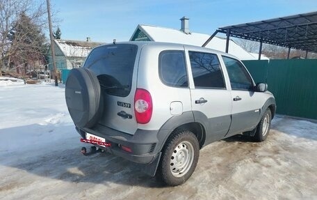 Chevrolet Niva I рестайлинг, 2013 год, 630 000 рублей, 2 фотография