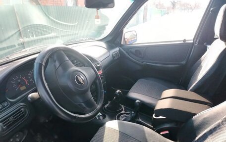 Chevrolet Niva I рестайлинг, 2013 год, 630 000 рублей, 4 фотография