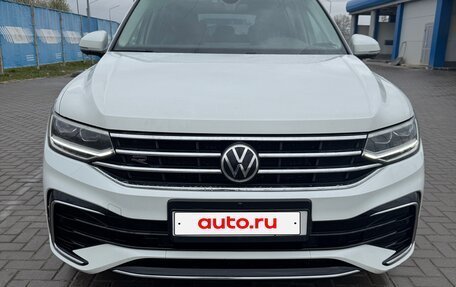 Volkswagen Tiguan II, 2023 год, 3 500 000 рублей, 2 фотография