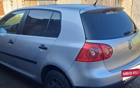 Volkswagen Golf V, 2005 год, 650 000 рублей, 4 фотография