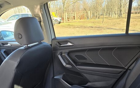 Volkswagen Tiguan II, 2021 год, 3 400 000 рублей, 13 фотография