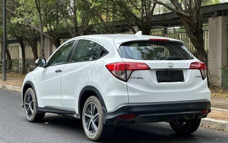 Honda Vezel, 2021 год, 1 219 000 рублей, 7 фотография