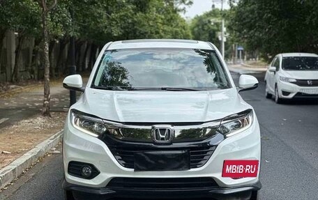 Honda Vezel, 2021 год, 1 219 000 рублей, 2 фотография