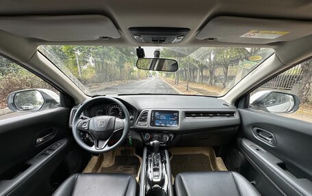 Honda Vezel, 2021 год, 1 219 000 рублей, 17 фотография