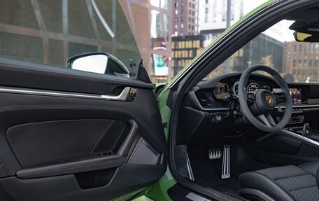 Porsche 911, 2020 год, 29 000 000 рублей, 19 фотография