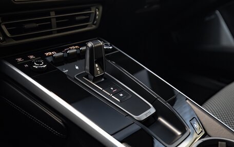 Porsche 911, 2020 год, 29 000 000 рублей, 25 фотография