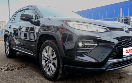 Toyota RAV4, 2021 год, 3 870 000 рублей, 4 фотография