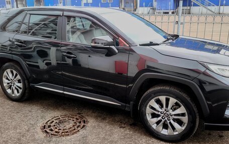 Toyota RAV4, 2021 год, 3 870 000 рублей, 5 фотография