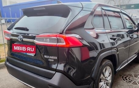 Toyota RAV4, 2021 год, 3 870 000 рублей, 6 фотография