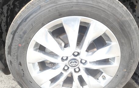 Toyota RAV4, 2021 год, 3 870 000 рублей, 30 фотография