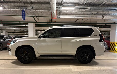 Toyota Land Cruiser Prado 150 рестайлинг 2, 2020 год, 7 290 000 рублей, 7 фотография