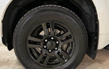 Toyota Land Cruiser Prado 150 рестайлинг 2, 2020 год, 7 290 000 рублей, 10 фотография