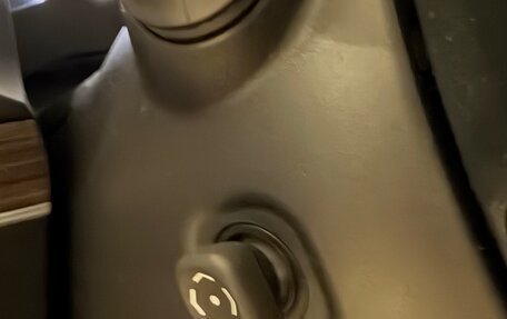 Toyota Land Cruiser Prado 150 рестайлинг 2, 2020 год, 7 290 000 рублей, 20 фотография