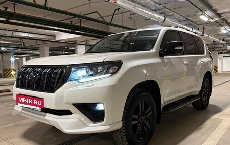 Toyota Land Cruiser Prado 150 рестайлинг 2, 2020 год, 7 290 000 рублей, 8 фотография