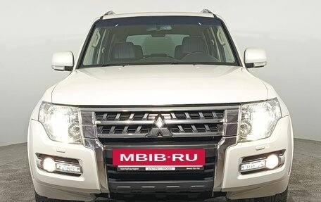 Mitsubishi Pajero IV, 2015 год, 2 710 000 рублей, 2 фотография